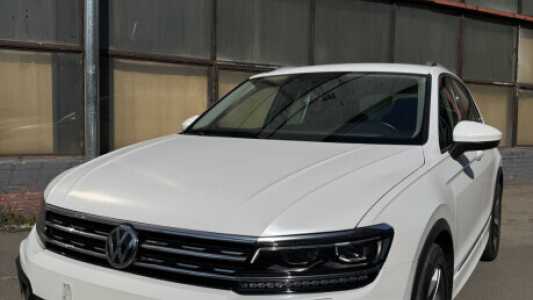 Volkswagen Tiguan II, 2018, пробег 163200 км Volkswagen Tiguan II, 2018, пробег 163200 км