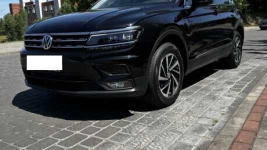 Volkswagen Tiguan II, 2018, пробег 74590 км Volkswagen Tiguan II, 2018, пробег 74590 км