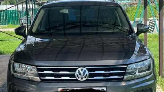 Volkswagen Tiguan II, 2018, пробег 75000 км