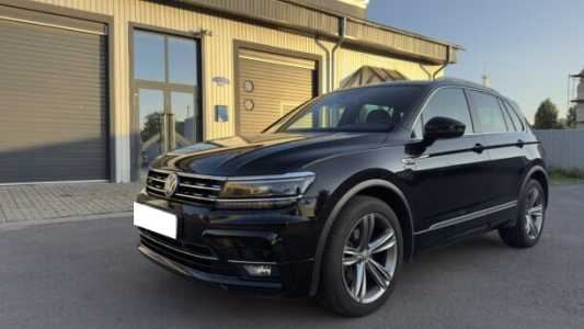 Volkswagen Tiguan II, 2019, пробег 112000 км Volkswagen Tiguan II, 2019, пробег 112000 км