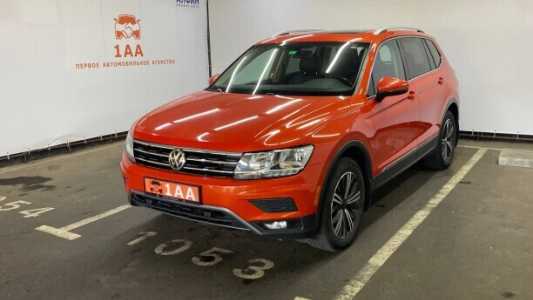 Volkswagen Tiguan II, 2019, пробег 121000 км Volkswagen Tiguan II, 2019, пробег 121000 км