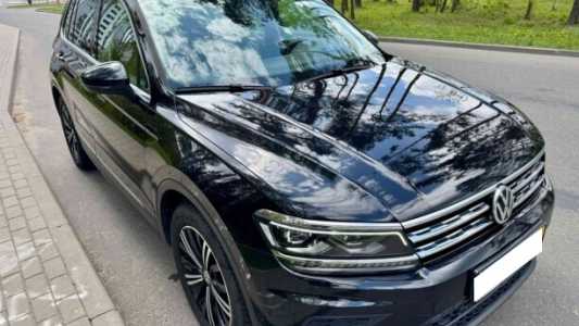 Volkswagen Tiguan II, 2019, пробег 124000 км