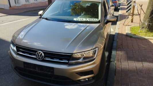 Volkswagen Tiguan II, 2019, пробег 135000 км