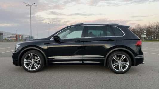 Volkswagen Tiguan II, 2019, пробег 135000 км Volkswagen Tiguan II, 2019, пробег 135000 км