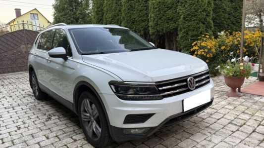 Volkswagen Tiguan II, 2019, пробег 182000 км