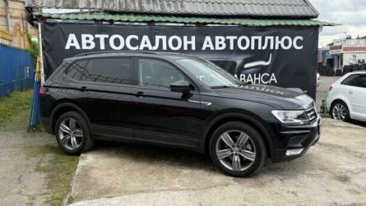 Volkswagen Tiguan II, 2019, пробег 57000 км
