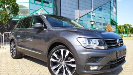 Volkswagen Tiguan II, 2020, пробег 126700 км Volkswagen Tiguan II, 2020, пробег 126700 км