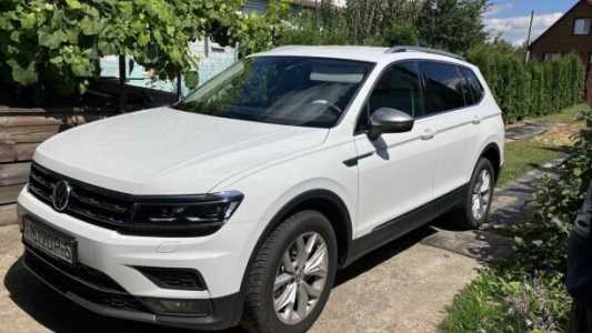 Volkswagen Tiguan II, 2020, пробег 131000 км Volkswagen Tiguan II, 2020, пробег 131000 км