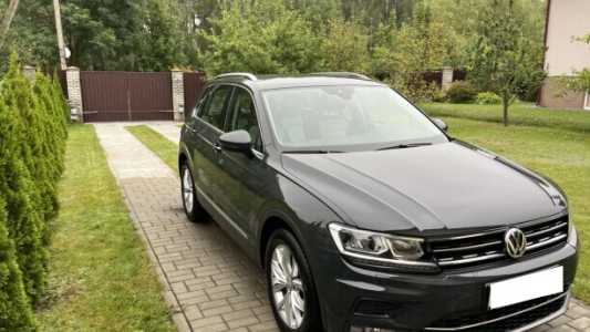 Volkswagen Tiguan II, 2020, пробег 90100 км Volkswagen Tiguan II, 2020, пробег 90100 км