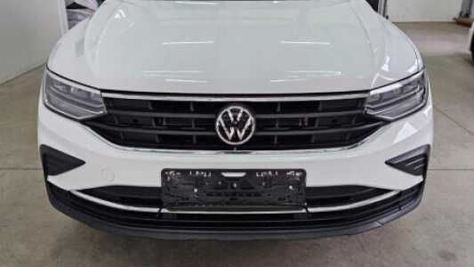 Volkswagen Tiguan II Рестайлинг, 2020, пробег 125000 км