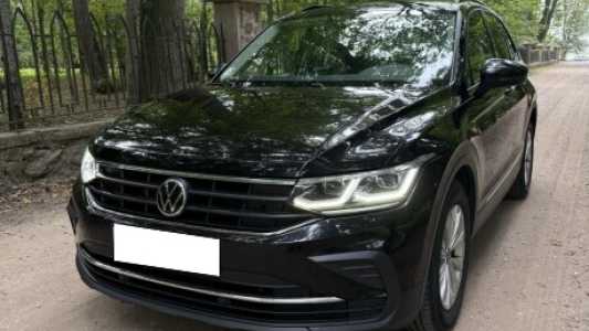 Volkswagen Tiguan II Рестайлинг, 2020, пробег 128000 км Volkswagen Tiguan II Рестайлинг, 2020, пробег 128000 км