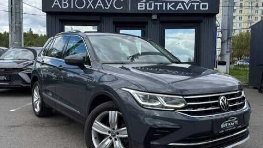 Volkswagen Tiguan II Рестайлинг, 2020, пробег 75300 км Volkswagen Tiguan II Рестайлинг, 2020, пробег 75300 км