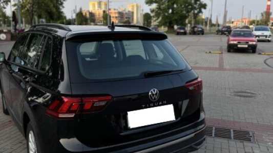Volkswagen Tiguan II Рестайлинг, 2021, пробег 130000 км