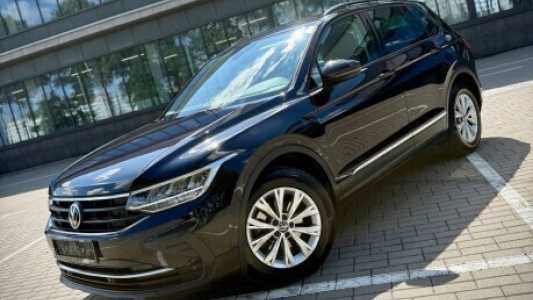 Volkswagen Tiguan II Рестайлинг, 2021, пробег 159870 км