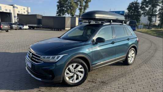 Volkswagen Tiguan II Рестайлинг, 2021, пробег 160000 км Volkswagen Tiguan II Рестайлинг, 2021, пробег 160000 км