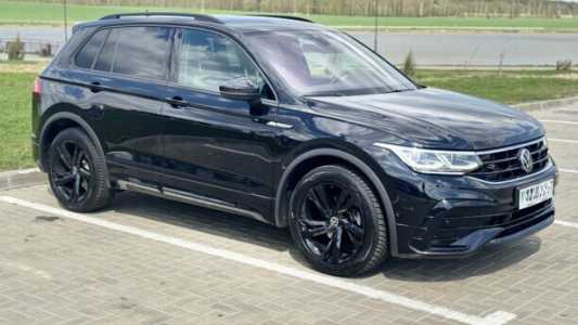 Volkswagen Tiguan II Рестайлинг, 2021, пробег 189000 км Volkswagen Tiguan II Рестайлинг, 2021, пробег 189000 км