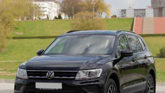 Volkswagen Tiguan II Рестайлинг, 2021, пробег 25000 км