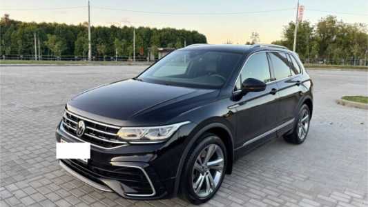 Volkswagen Tiguan II Рестайлинг, 2021, пробег 68800 км Volkswagen Tiguan II Рестайлинг, 2021, пробег 68800 км