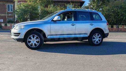 Volkswagen Touareg I Рестайлинг