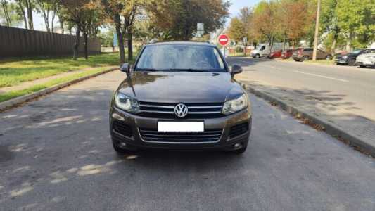 Volkswagen Touareg II, 2012, пробег 268000 км Volkswagen Touareg II, 2012, пробег 268000 км