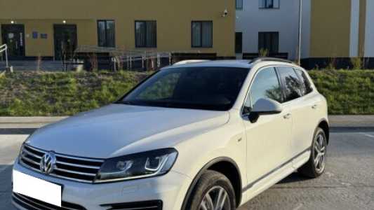 Volkswagen Touareg II  Рестайлинг, 2016, пробег 235055 км