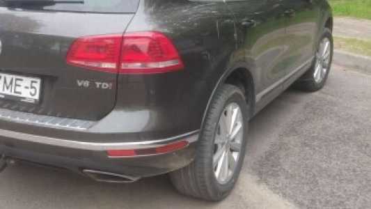 Volkswagen Touareg II Рестайлинг, 2016, пробег 255000 км Volkswagen Touareg II Рестайлинг, 2016, пробег 255000 км