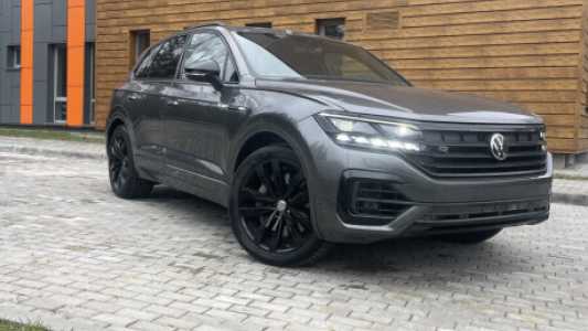 Volkswagen Touareg III, 2019, пробег 83687 км Volkswagen Touareg III, 2019, пробег 83687 км