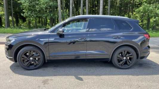 Volkswagen Touareg III, 2021, пробег 111000 км Volkswagen Touareg III, 2021, пробег 111000 км