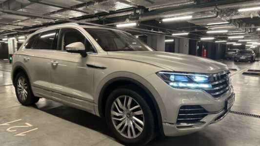 Volkswagen Touareg III, 2022, пробег 8000 км