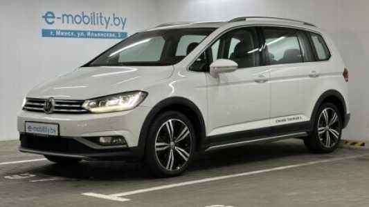 Volkswagen Touran Cross II, 2020, пробег 46783 км