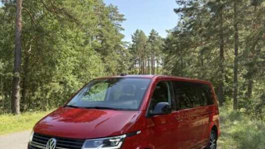 Volkswagen Transporter T6 Рестайлинг, 2020, пробег 250000 км Volkswagen Transporter T6 Рестайлинг, 2020, пробег 250000 км