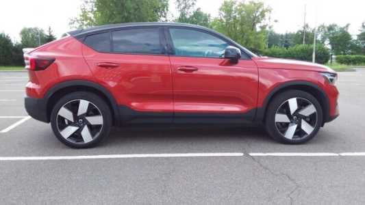 Volvo C40 , 2022, пробег 40000 км Volvo C40 , 2022, пробег 40000 км
