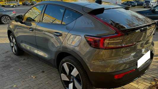 Volvo C40 I