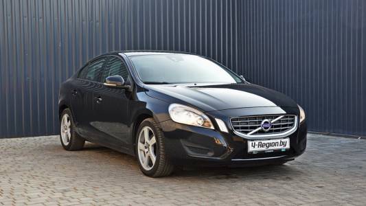 Volvo S60 II