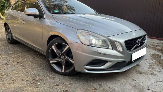 Volvo S60 II