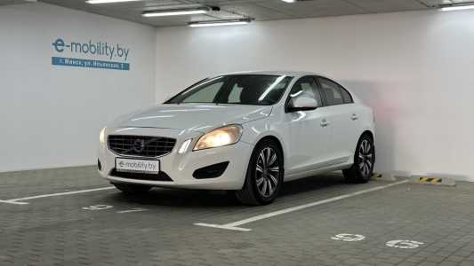 Volvo S60 II