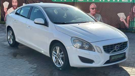 Volvo S60 II