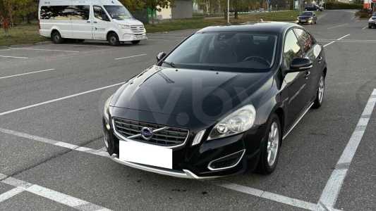 Volvo S60 II