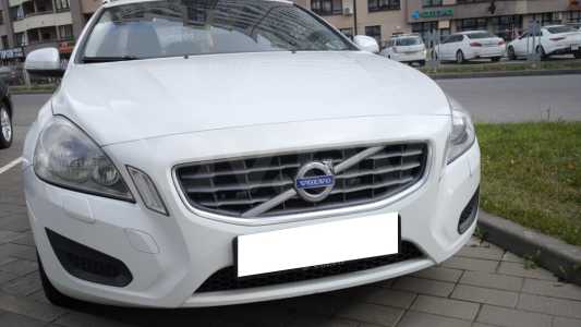 Volvo S60 II