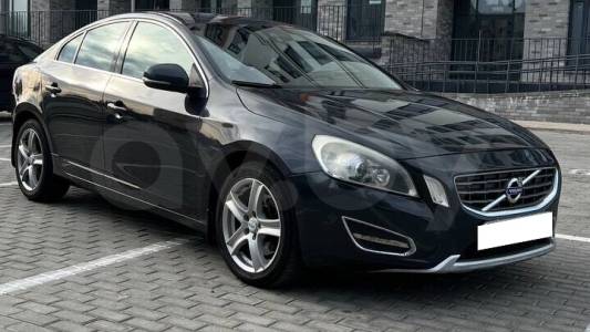 Volvo S60 II