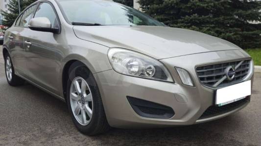 Volvo S60 II