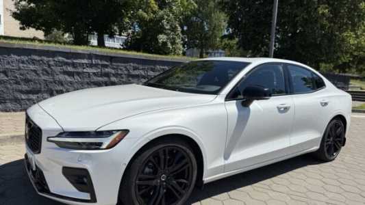 Volvo S60 III, 2023, пробег 22000 км