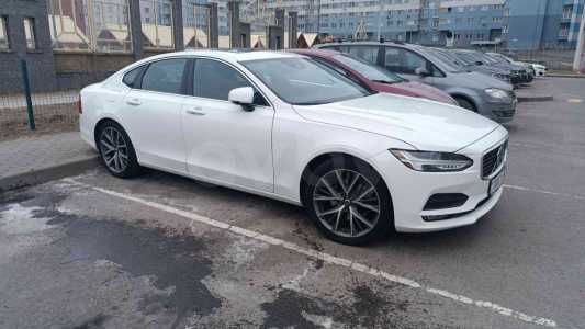Volvo S90 II