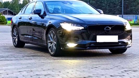 Volvo S90 II