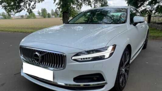 Volvo S90 II Рестайлинг, 2022, пробег 32200 км Volvo S90 II Рестайлинг, 2022, пробег 32200 км