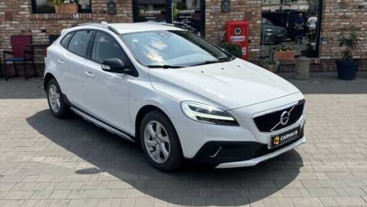 Volvo V40 Cross Country I Рестайлинг, 2018, пробег 81240 км Volvo V40 Cross Country I Рестайлинг, 2018, пробег 81240 км