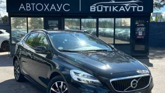 Volvo V40 Cross Country I Рестайлинг, 2019, пробег 112180 км Volvo V40 Cross Country I Рестайлинг, 2019, пробег 112180 км