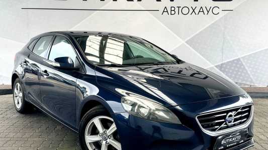 Volvo V40 II