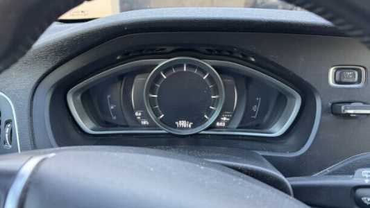 Volvo V40 II Рестайлинг, 2017, пробег 177000 км Volvo V40 II Рестайлинг, 2017, пробег 177000 км
