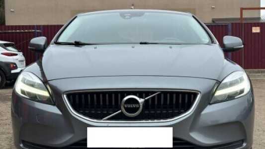 Volvo V40 II Рестайлинг, 2019, пробег 250000 км Volvo V40 II Рестайлинг, 2019, пробег 250000 км